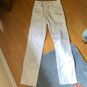 NWT white high wasted straight leg jeans size 25